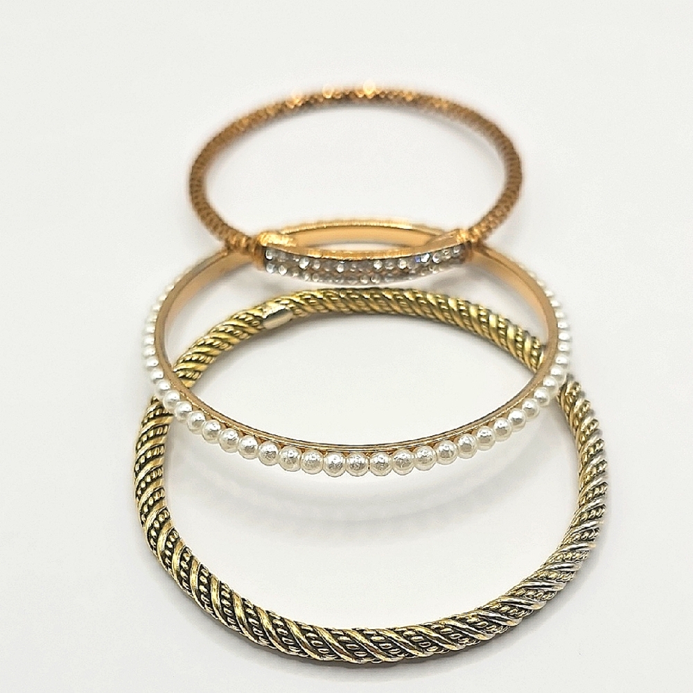 Goldtone Textured Stackable Bangle Set - Picture 3 of 6
